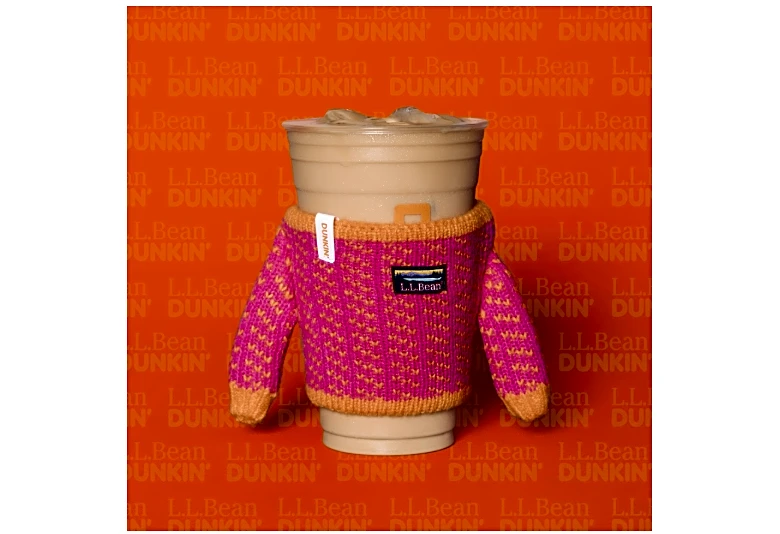 Dunkin’ celebrates first day of fall with adorable cup sleeve giveaway