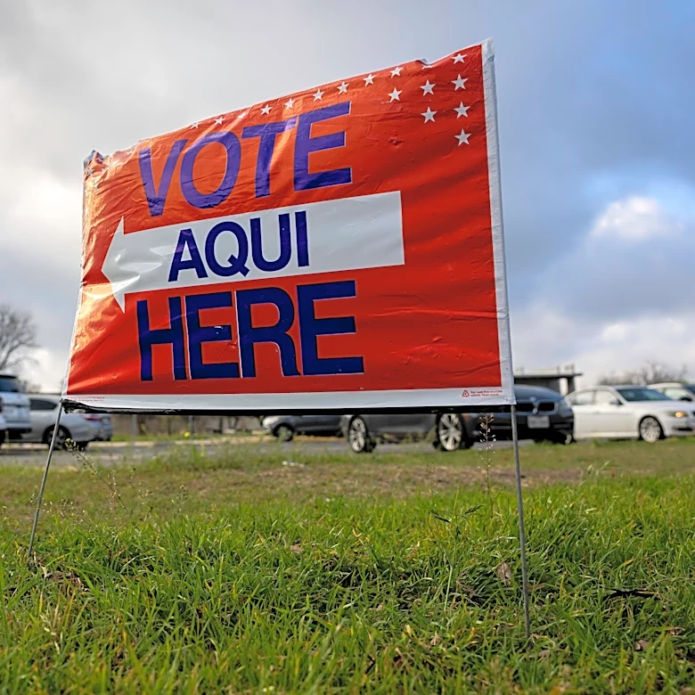 El Paso sees surge in delayed voter registrations, testing election staff
