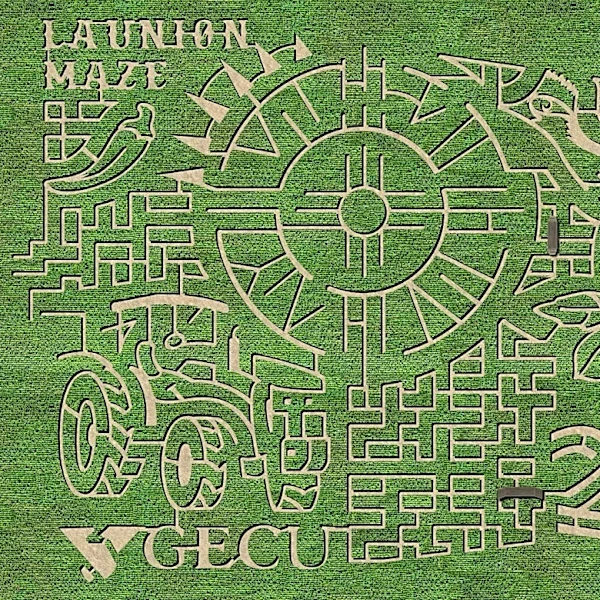 El Paso's fall corn maze season is here: Where to go, what to pay