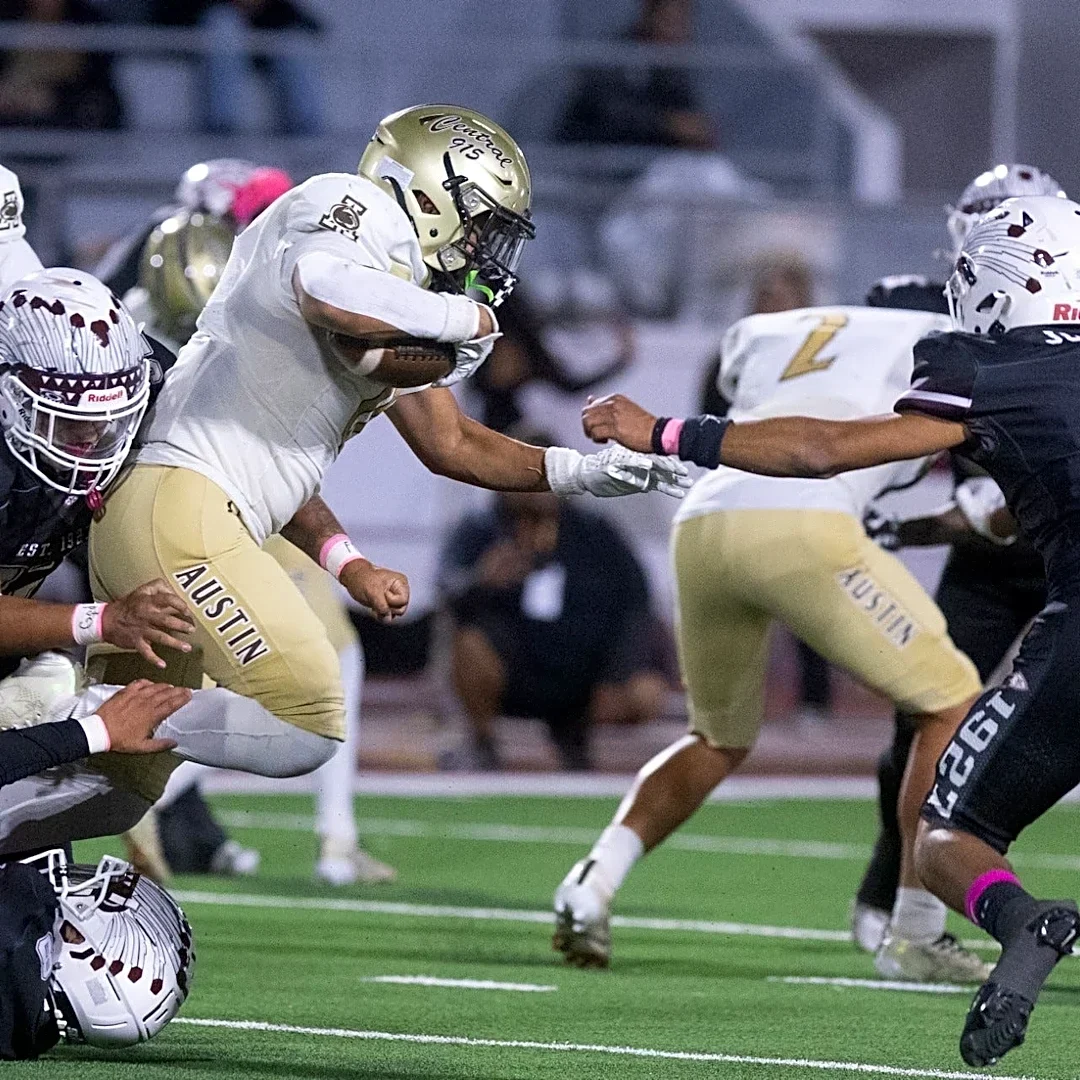 Ysleta capitalizes on big plays to stop Austin's win streak