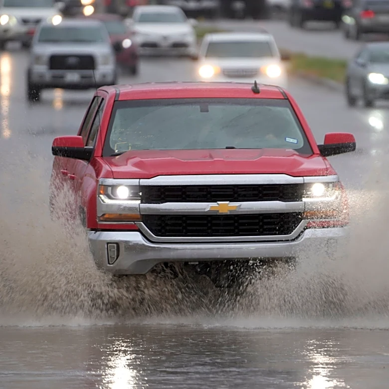 El Paso under flood watch as more hail, heavy rain threaten area