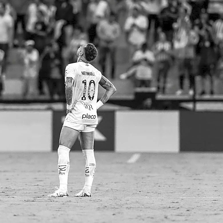 FIFA World Cup News Brings Global Superstar Neymar and His Girlfriend to Tears