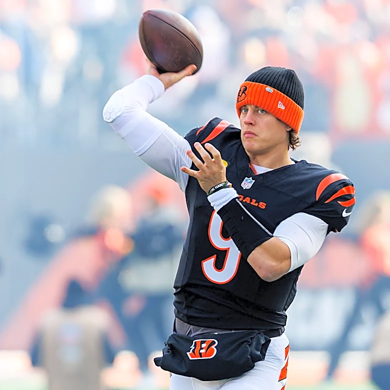 Joe Burrow Confirms True Feelings on Dexter Lawrence, Joe Flacco Signings While Commenting on Bengals New Roster