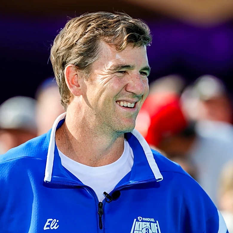 Eli Manning Honors Special Giants Fan Who Tragically Passed Away at Just 11