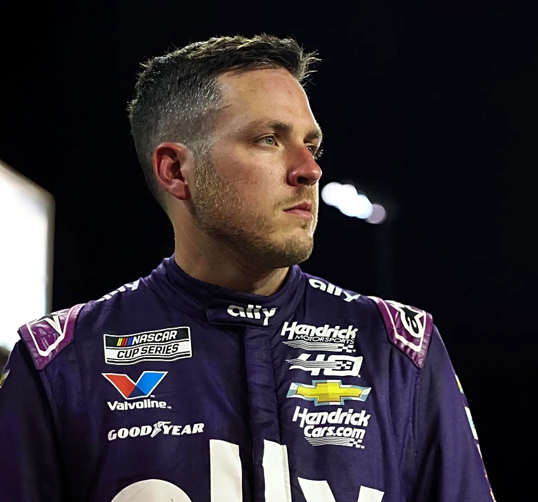 “That Is a Bad Sign”- Insiders Sound the Alarm on HMS’ Biggest Roadblock Amidst Growing Alex Bowman Doubts