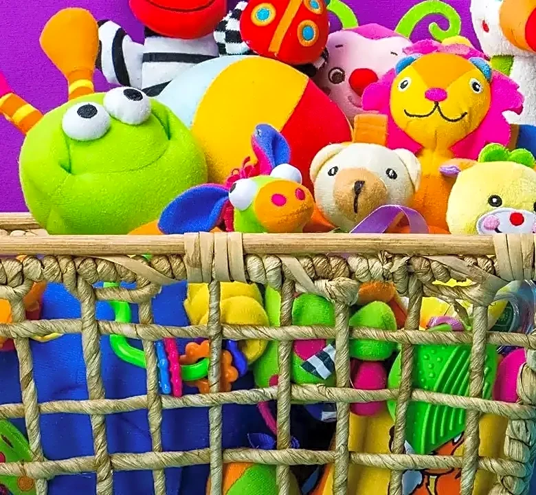What Should You Put in a New Baby Gift Basket?