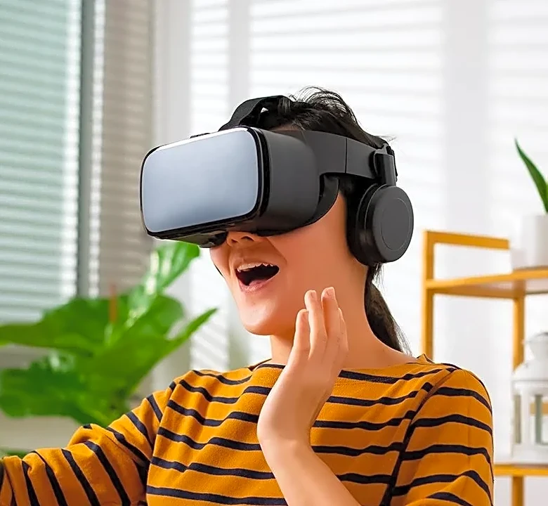 What Technology Experts Want Consumers to Know About Everyday AI