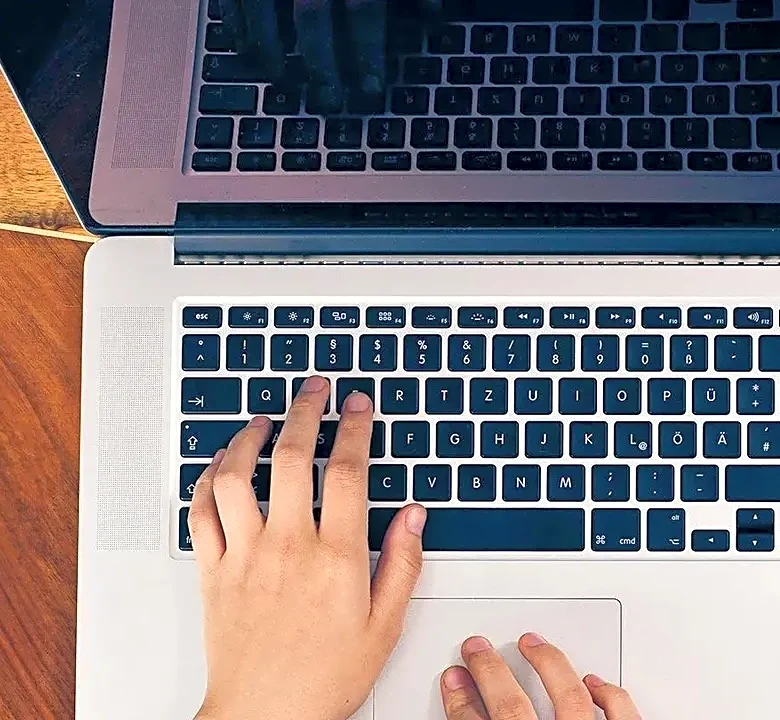 Why Battery Life and Weight Matter for Students on the Move