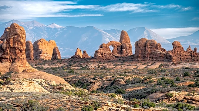 The Secret Hiking Trails In Arches National Park That Most Tourists Miss