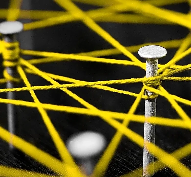Why the Future of Mesh Networking Looks Simple and Isn't