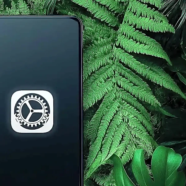 The Hidden Decision Behind Key People in the Smartphone Wars (iPhone vs. Android)
