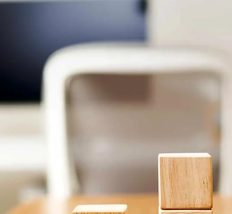 Why graph algorithms Looks Different in Senior-Level Code