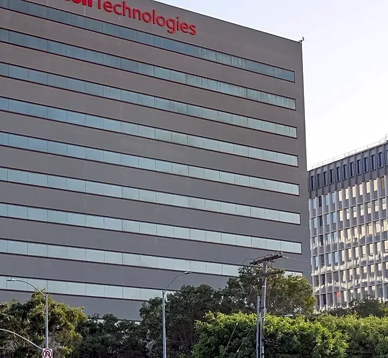 How Raytheon Reveals the Pivot That Saved the Company