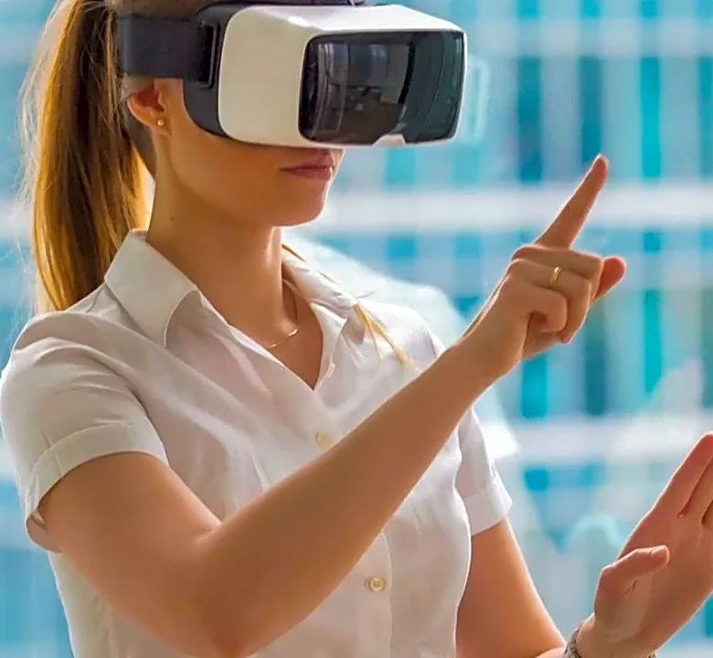 The Enterprise Collaboration Pivot Smart Glasses 2026 Could Trigger
