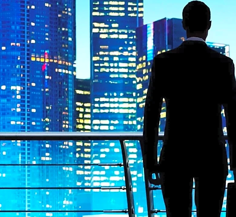 Why Eric Schmidt's Management Style Splits His Industry