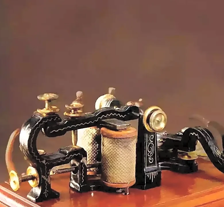 Why the Invention of the Mouse at SRI Almost Looked Completely Different