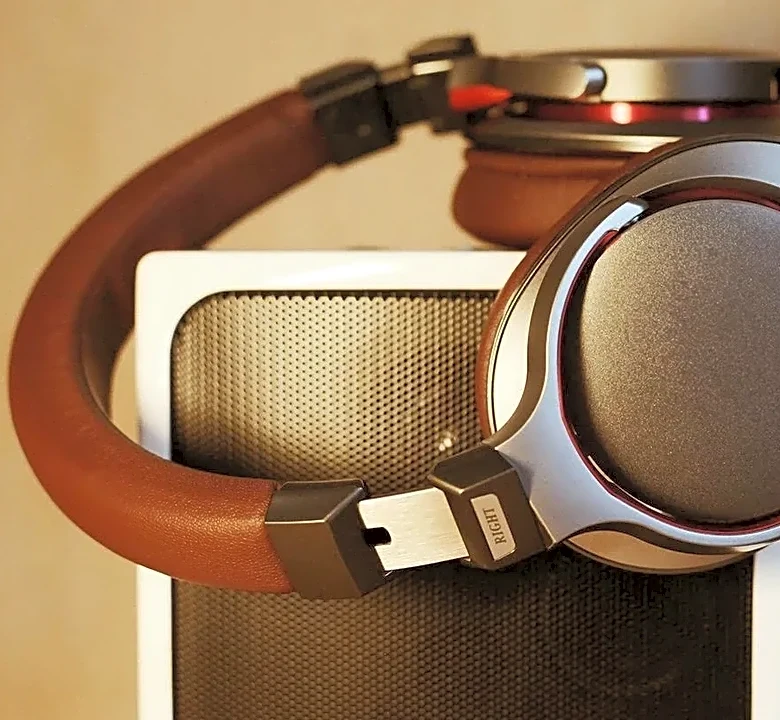 The Hidden Detail About ANC vs. Passive Noise Isolation That Reviews Miss