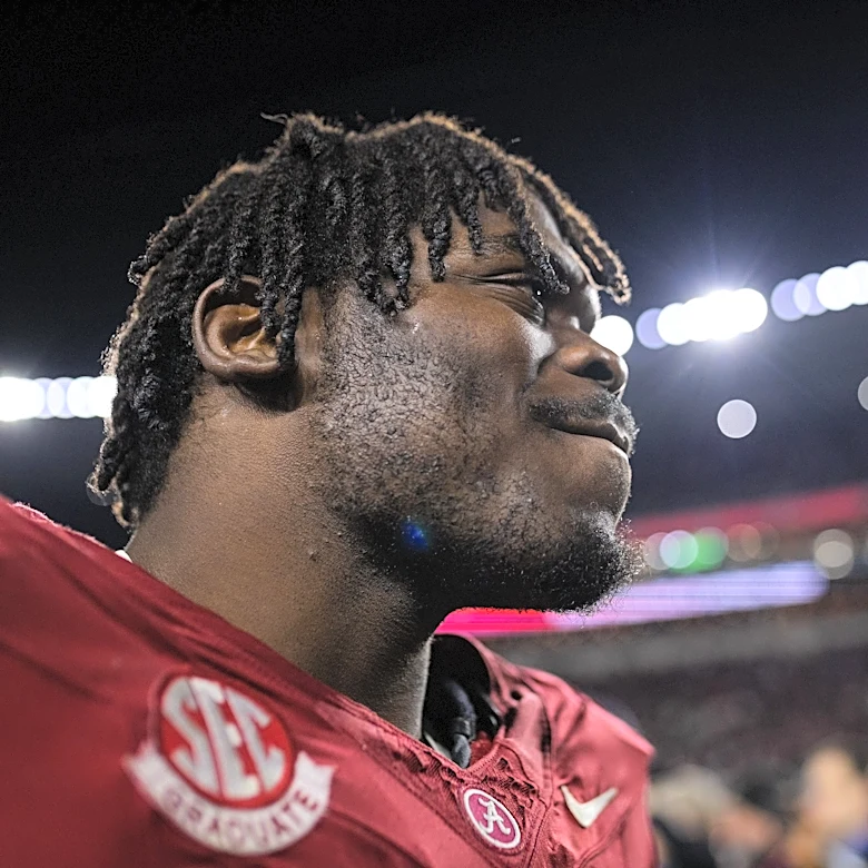 Falcons claim former Alabama guard off waivers from Eagles