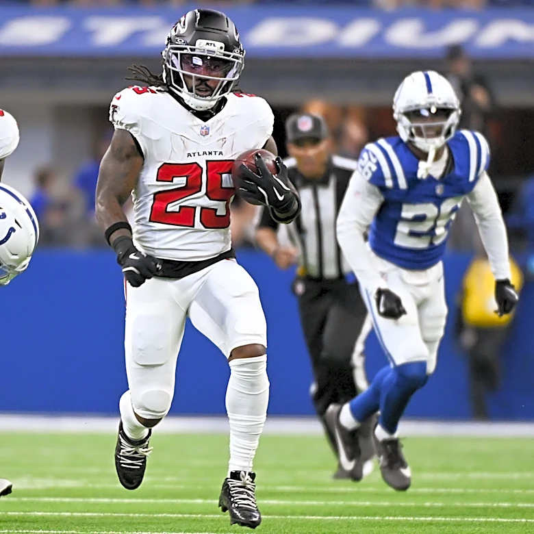Cowboys poach Falcons running back off practice squad