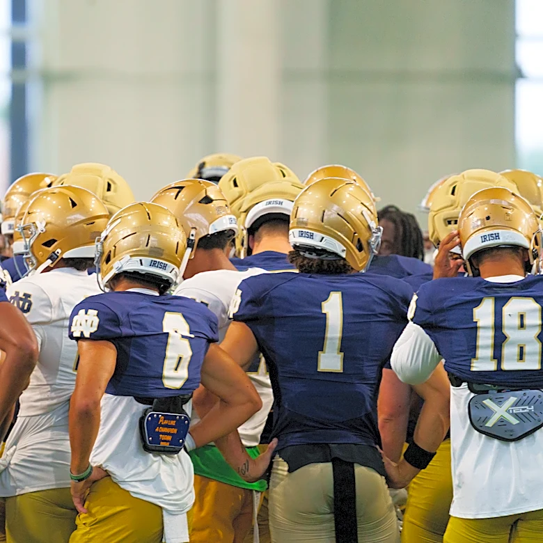 Notre Dame freshman linebacker has impressed coaches during fall camp