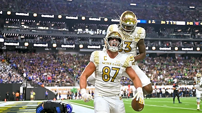 Ex-Notre Dame tight end signs 3-year extension with Las Vegas Raiders