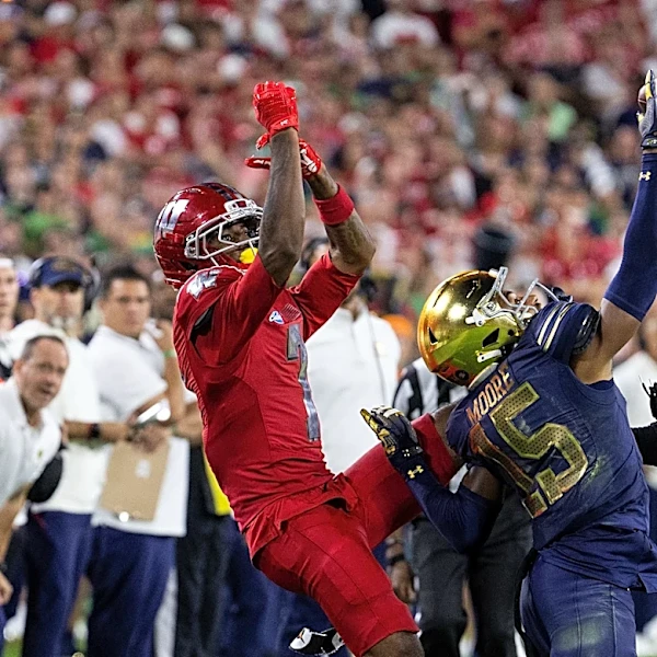 Notre Dame’s star defender named to Jason Witten Award watch list