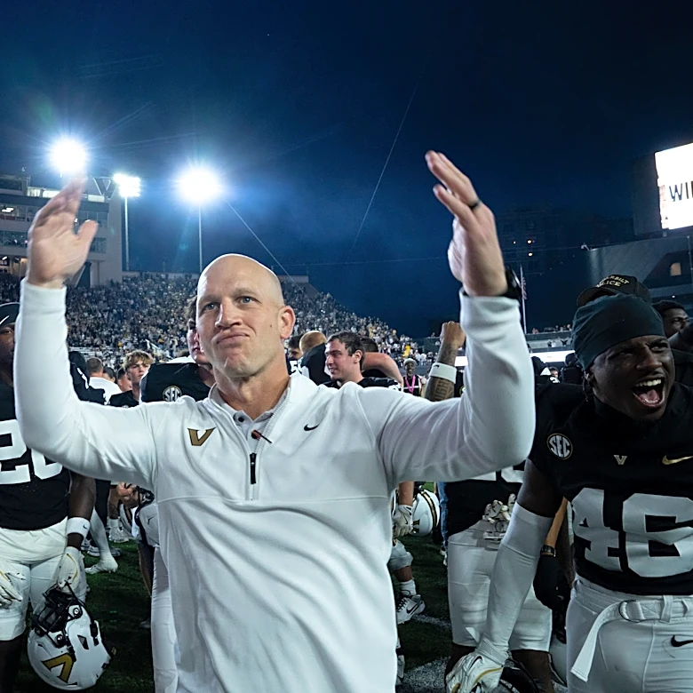 Watch former Notre Dame coach Clark Lea and Vanderbilt's stunning win
