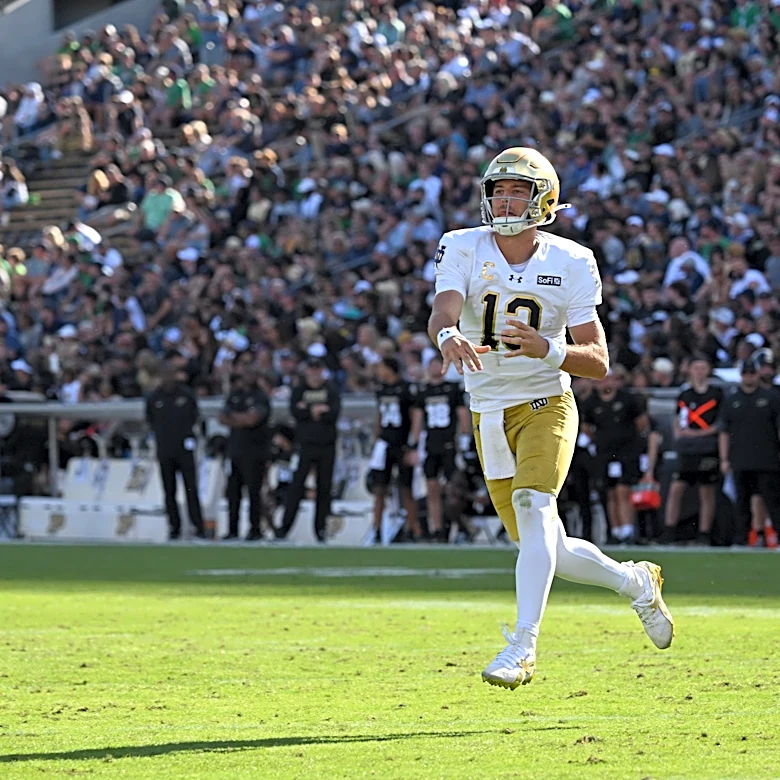 CJ Carr's Week 5 showing for Notre Dame earns him Manning Award honor