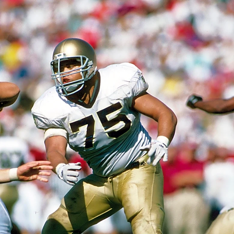 Former Notre Dame star lineman part of 2027 Cotton Bowl HOF Class