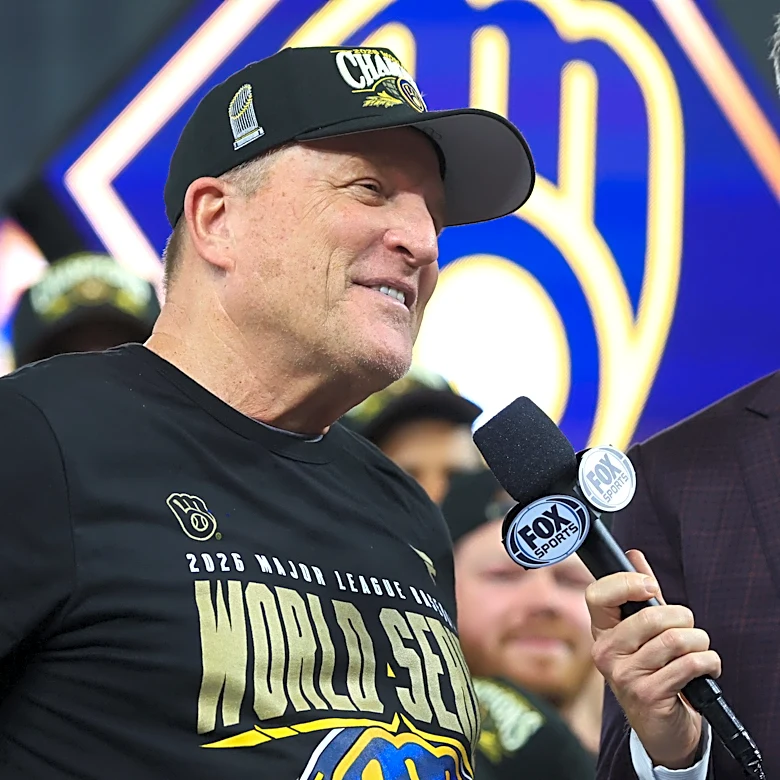 Ex-Notre Dame coach now World Series champion with Milwaukee Brewers