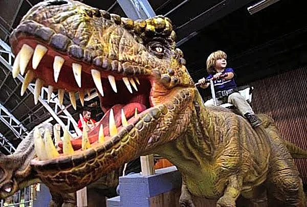 Jurassic Quest is bringing life-size dinosaurs to Jacksonville
