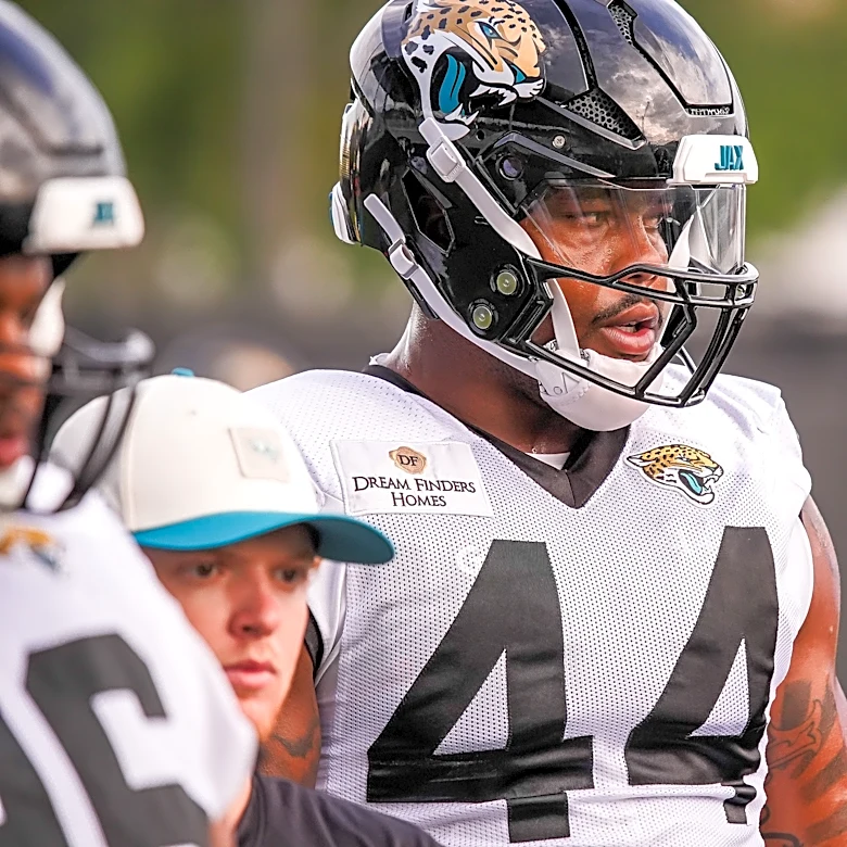 Travon Walker's versatility is on full display at Jaguars camp