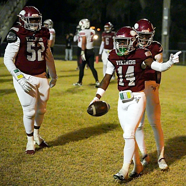 Raines aims for a repeat. Which teams could challenge in 3A football?