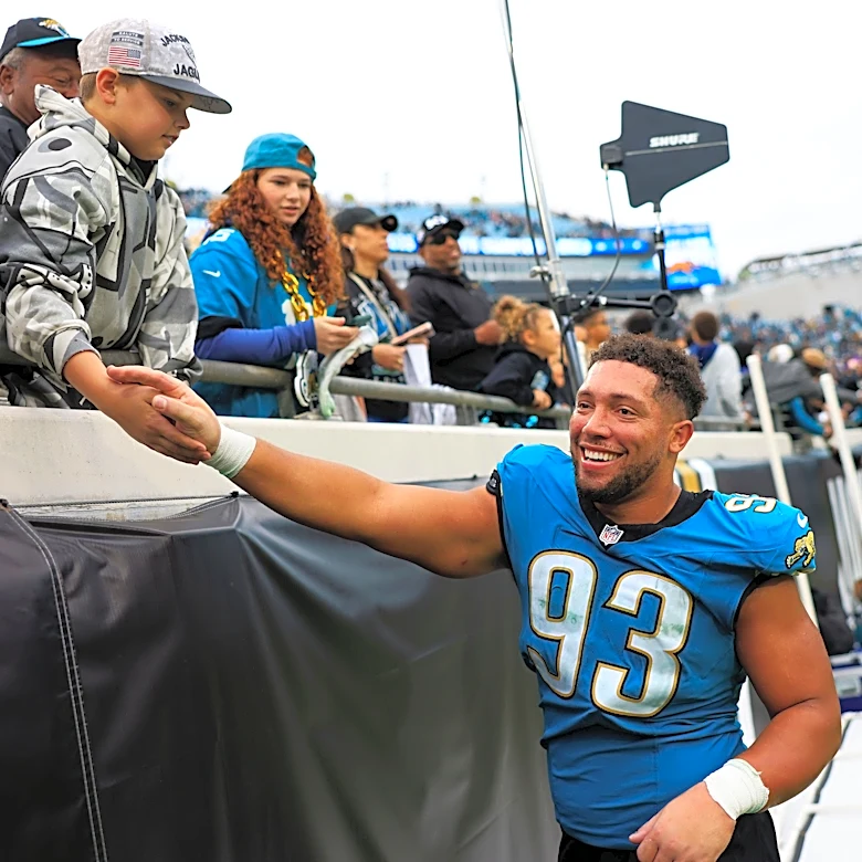 How Jaguars' Grant Udinski honors Jacksonville on play-call sheet