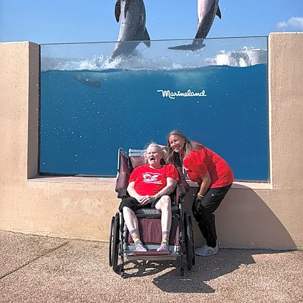 'Pure joy': Fleming Island senior finally meets dolphins at Marineland
