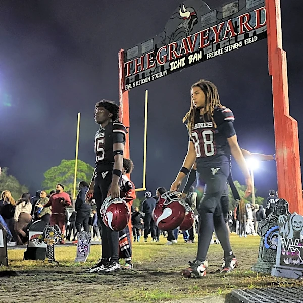 Mandarin-Raines headlines major Week 5 football matchups. Who will win?