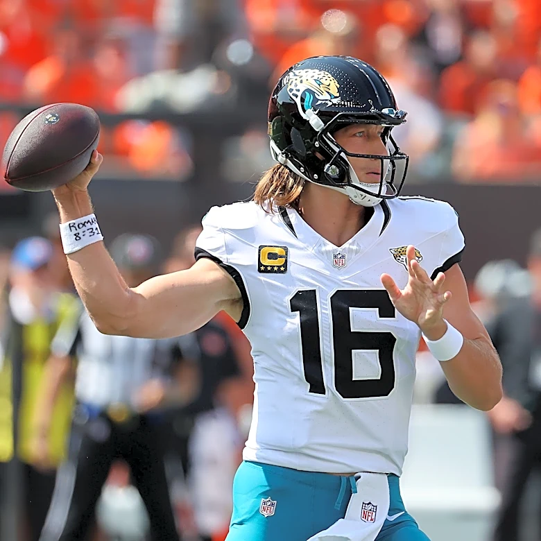 Jaguars vs Bengals live updates: Trevor Lawrence battles Joe Burrow