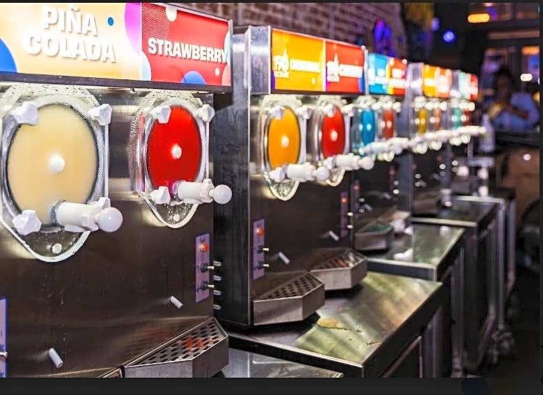 After 30 years, Fat Tuesday sets opening for return to Jacksonville