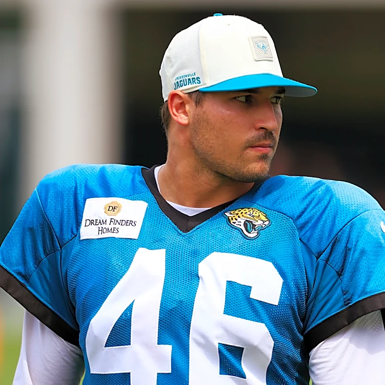 Why is Davon Hamilton long snapping for Jaguars? Where's Ross Matiscik?