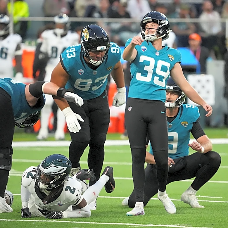 Jaguars fans, LeSean McCoy, Caitlin Clark among those who react to victory