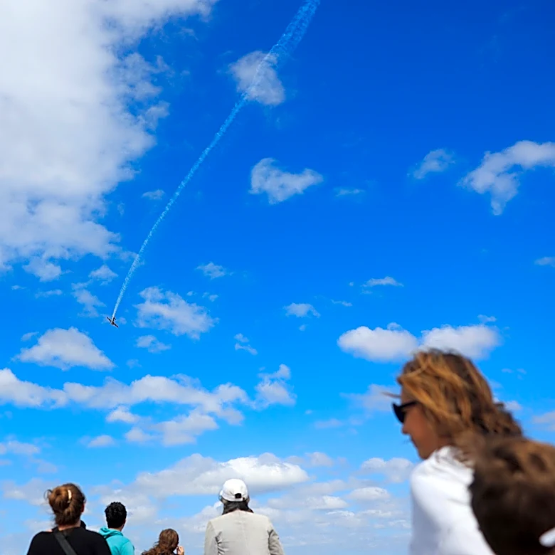 NAS Jax Air Show brings Blue Angels, Thunderbirds to Jacksonville