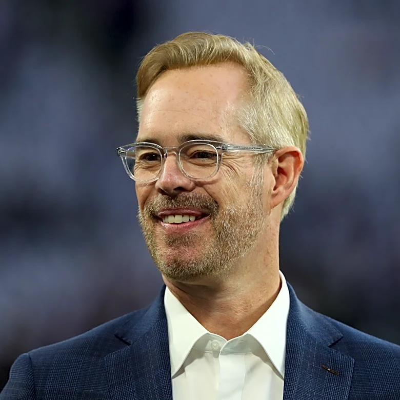 Joe Davis told a heartwarming story about how he idolized Joe Buck as a kid