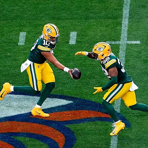 Who is Josh Jacobs' backup RB on Packers depth chart who's a fantasy factor?