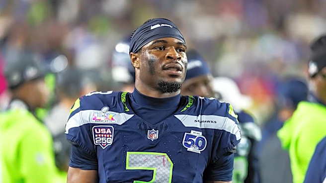 Seahawks safety has hilarious 4-word response to Aaron Donald comeback