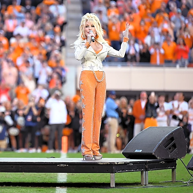 Tennessee football finds special way to honor Dolly Parton this season