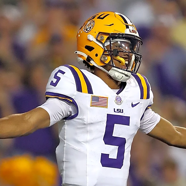 LSU hilariously used its season countdown to poke fun at Jayden Daniels