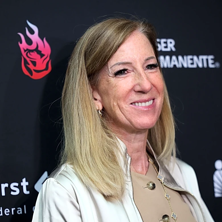 Cathy Engelbert's WNBA retirement ignited a barrage of reactions, but also 1 warning