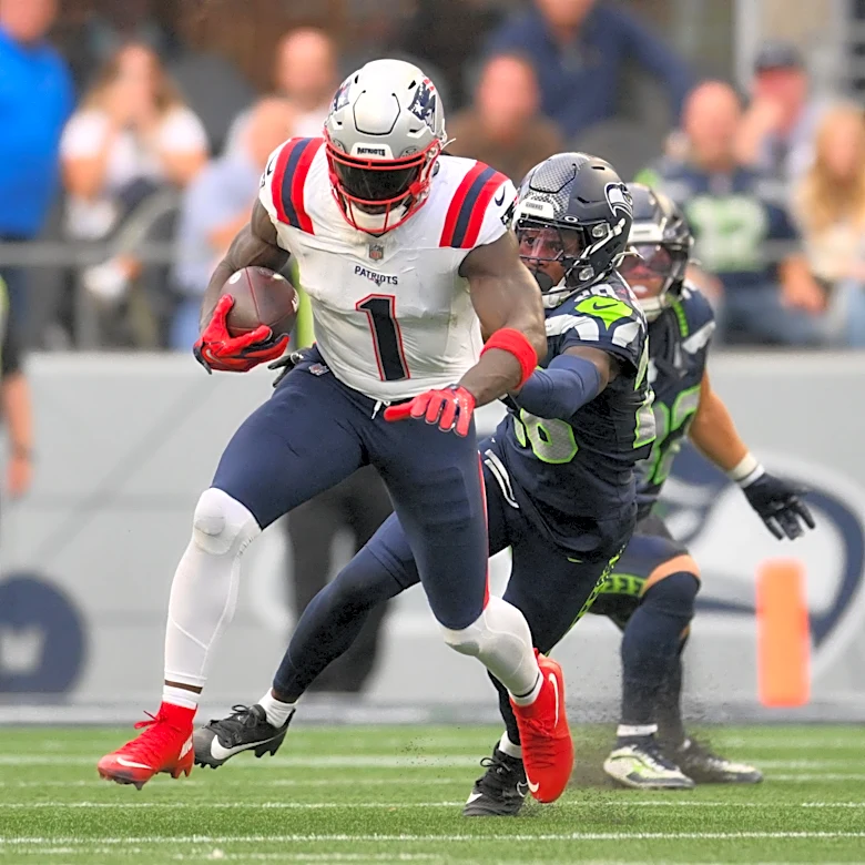 A.J. Brown injury update: Will Patriots star WR return vs. Seahawks?