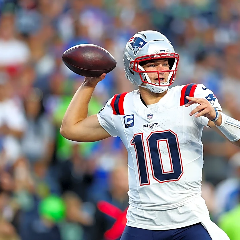 Fans ripped Drake Maye for atrocious pick to ice Patriots-Seahawks