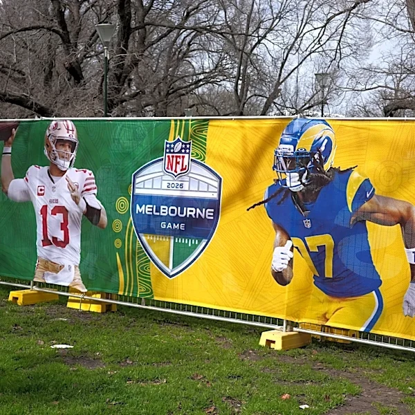 Why did Rams and 49ers chose different Australia travel strategies?